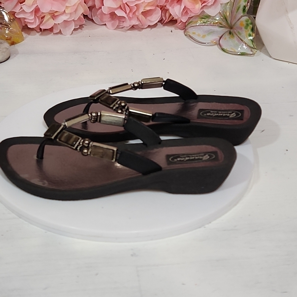 Grandco Ladies Bamboo Sandal Jeweled WedgeThong Black Size 8
